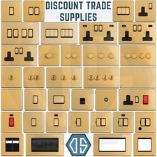 Antico interruttore e prese